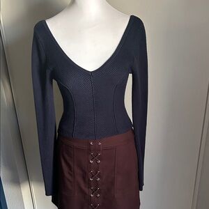 Pac Sun Exclusive Beverly and Beck Eco Katrina V-Neck Navy Blue Ribbed Sweater